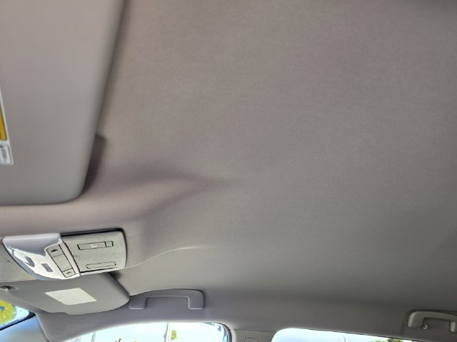 Used 2026 Nissan Rogue SV w/ Cold Weather Package FWD image 29