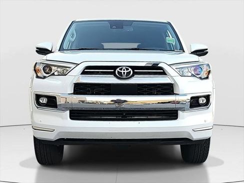 Certified 2022 Toyota 4Runner Limited AWD/4WD image 2