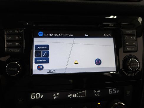 Used 2018 Nissan Rogue Sport SV w/ SV Technology Package AWD/4WD image 21