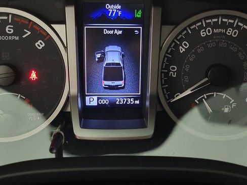 Used 2023 Toyota Tacoma SR5 w/ Technology Package AWD/4WD image 2