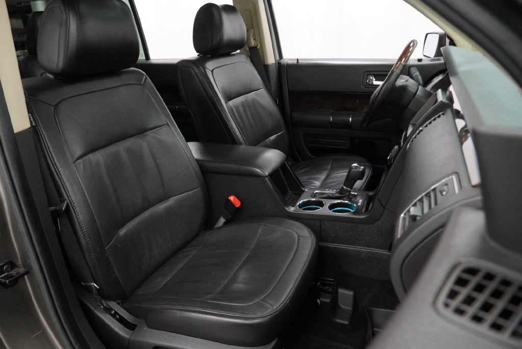 Used 2013 Ford Flex Limited FWD image 43