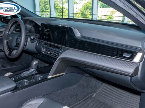 Used 2025 Toyota Camry SE w/ Multimedia Upgrade Package FWD image 17