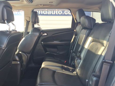 Used 2017 Dodge Journey Crossroad AWD/4WD image 11