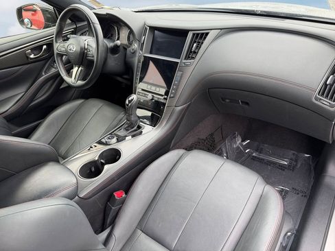 Used 2022 INFINITI Q60 Red Sport 400 w/ Carbon Fiber Package image 28