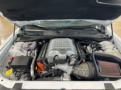 Used 2022 Dodge Challenger SRT Hellcat RWD image 46