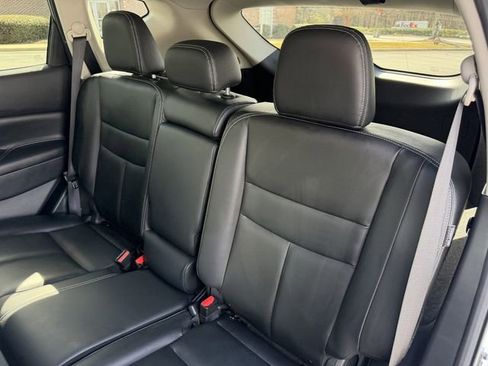 Used 2024 Nissan Murano SV w/ SV Midnight Edition Package FWD image 19
