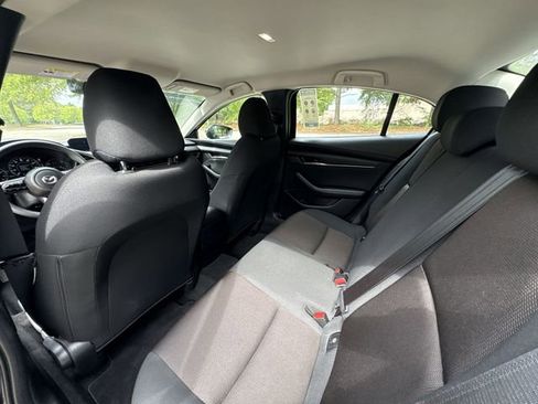 Certified 2025 MAZDA MAZDA3 s FWD image 24
