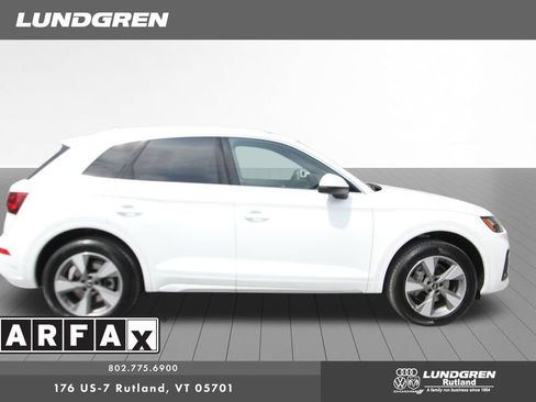 Used 2023 Audi Q5 Premium w/ Convenience Package AWD/4WD image 3