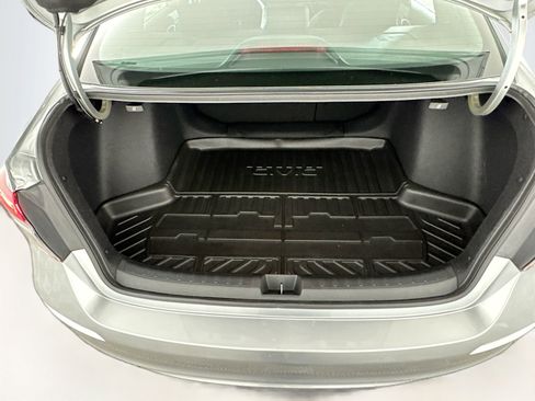 Used 2024 Honda Civic Sport image 9
