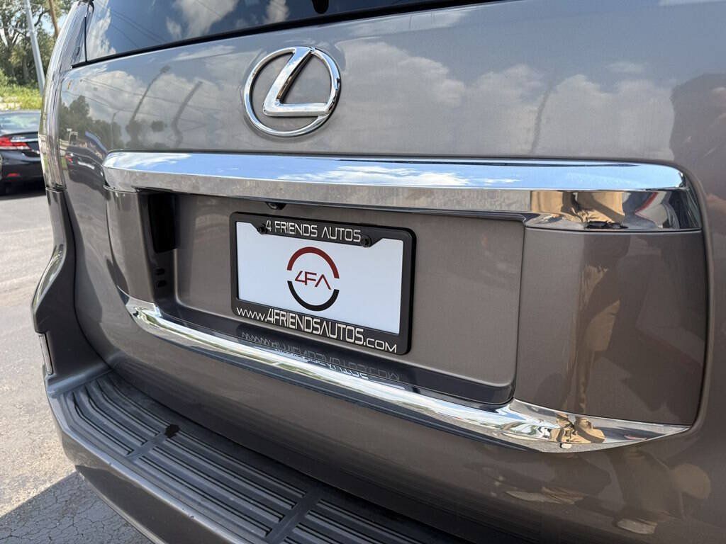 Used 2014 Lexus GX 460 AWD/4WD image 24