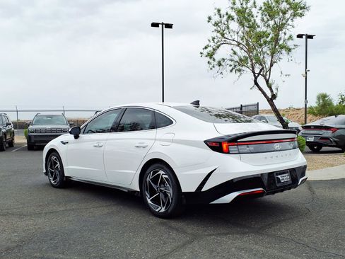 New 2026 Hyundai Sonata SEL FWD image 4