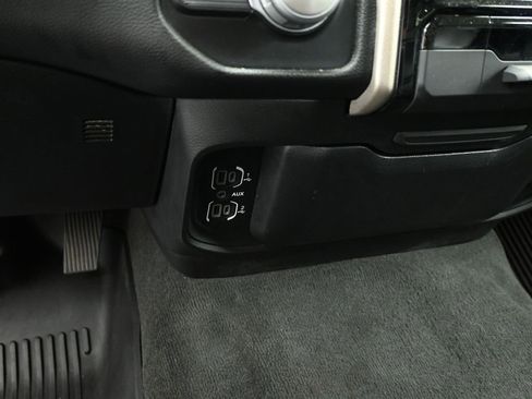 Used 2019 RAM 1500 Laramie image 18