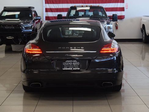 Used 2012 Porsche Panamera 4 image 28