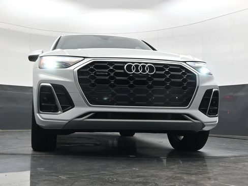 Used 2024 Audi Q5 2.0T Premium Plus AWD/4WD image 42