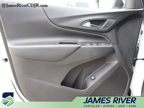 Used 2024 Chevrolet Equinox LT image 21