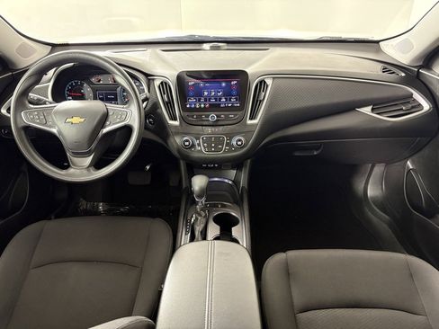 Used 2024 Chevrolet Malibu LT image 37