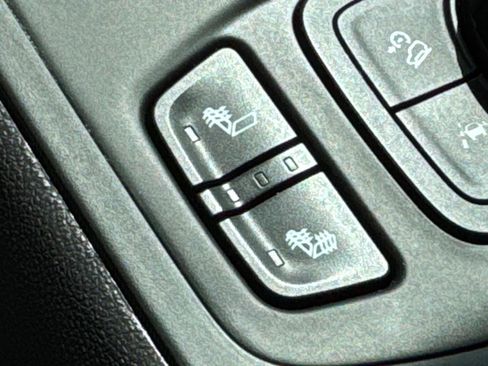 Used 2022 GMC Terrain SLT FWD image 17