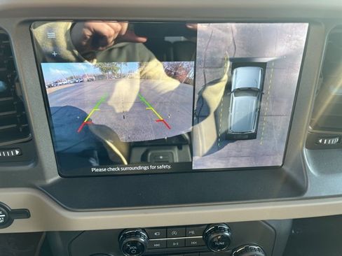 Used 2024 Ford Bronco Wildtrak image 27