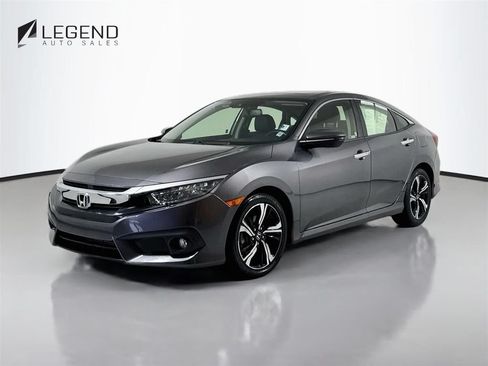 Used 2018 Honda Civic Touring image 1