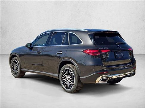 Used 2026 Mercedes-Benz GLC 300 image 9