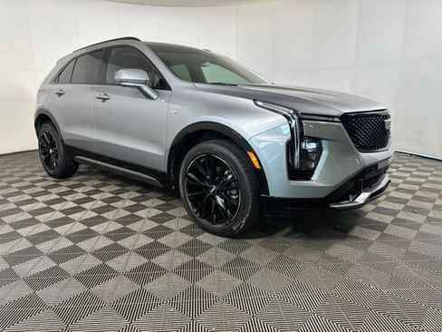 Used 2025 Cadillac XT4 Sport w/ LPO, Onyx Lite Package image 2