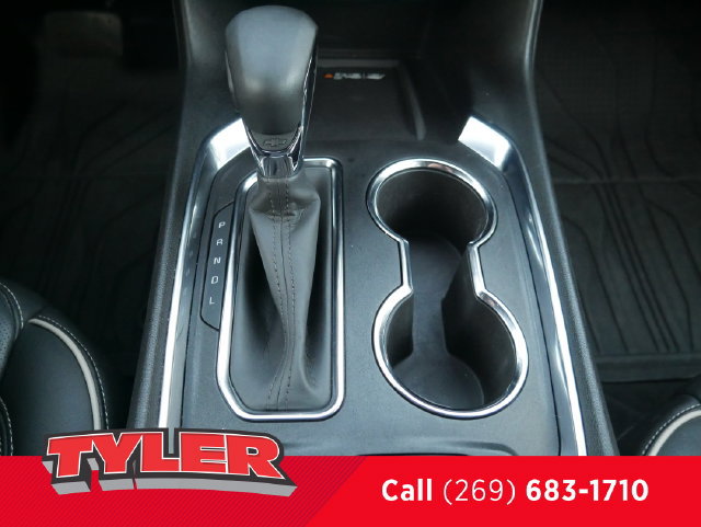 Used 2023 Chevrolet Traverse Premier w/ LPO, Floor Liner Package FWD image 32