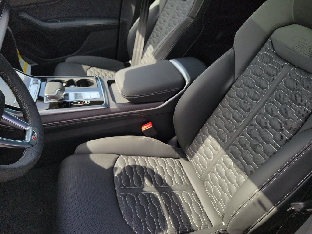 New 2027 Audi RS Q8 performance AWD/4WD image 16