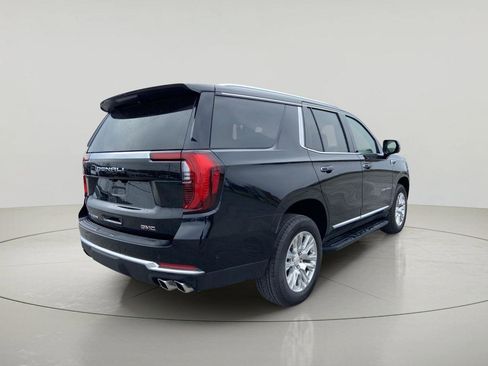 Used 2025 GMC Yukon Denali AWD/4WD image 3