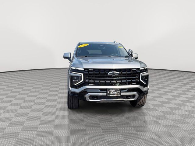 Used 2025 Chevrolet Tahoe 4WD image 3