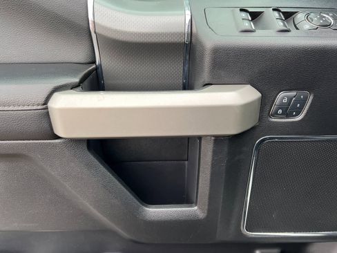 Used 2017 Ford F150 Lariat w/ Equipment Group 502A Luxury image 12