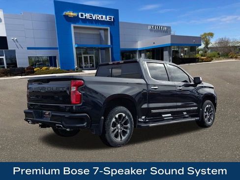 Used 2023 Chevrolet Silverado 1500 High Country w/ Technology Package image 9