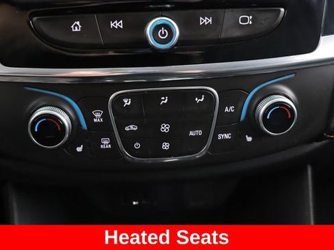 Used 2018 Chevrolet Traverse LT FWD image 4