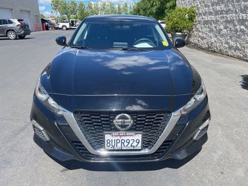 Used 2019 Nissan Altima 2.5 S image 2