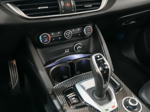 Used 2022 Alfa Romeo Stelvio Quadrifoglio w/ Active Assist Plus Package AWD/4WD image 27