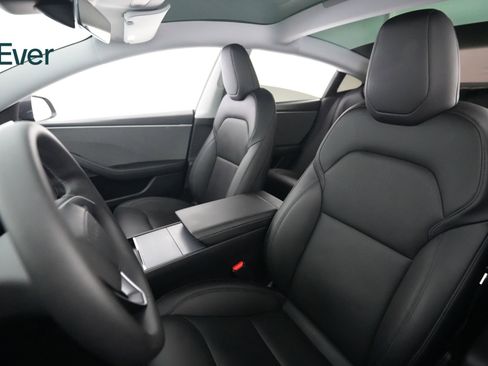Used 2025 Tesla Model 3 Long Range RWD image 4