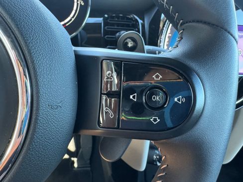 Used 2024 MINI Cooper S FWD image 26