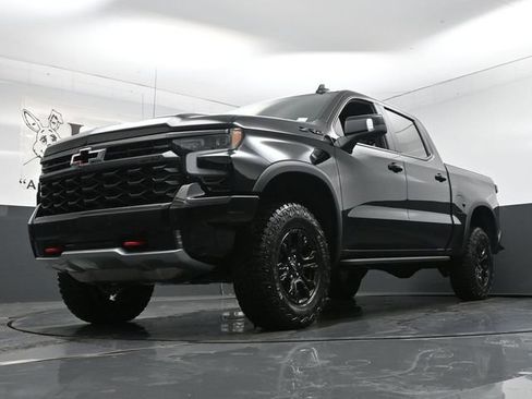 New 2026 Chevrolet Silverado 1500 ZR2 AWD/4WD image 4