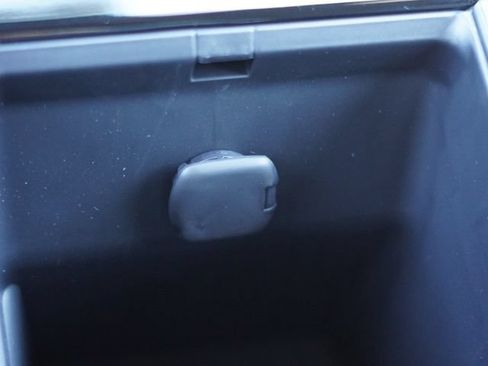 Used 2026 Toyota Camry XSE FWD image 38