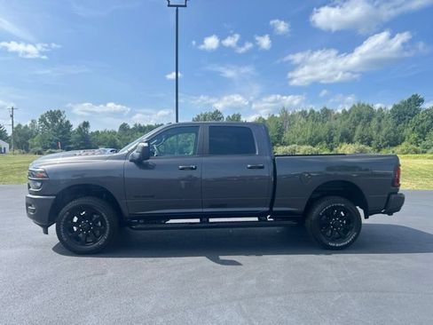 New 2026 RAM 2500 Big Horn AWD/4WD image 2