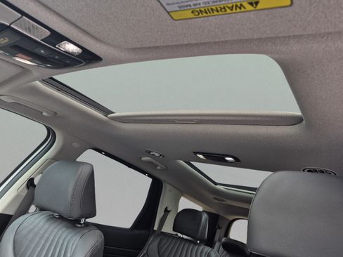 Used 2024 Hyundai Palisade Limited FWD image 22