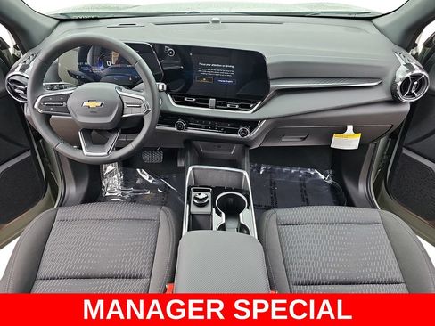 New 2026 Chevrolet Equinox LT w/ Safety and Technology Package FWD image 9