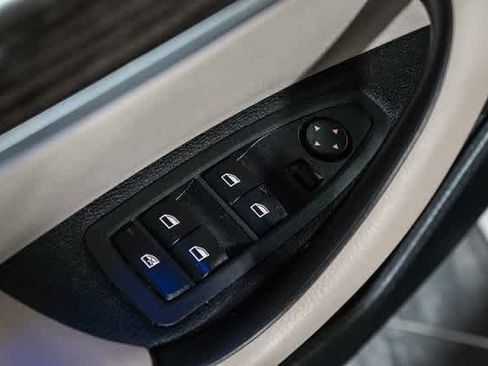 Used 2018 BMW X2 sDrive28i image 23