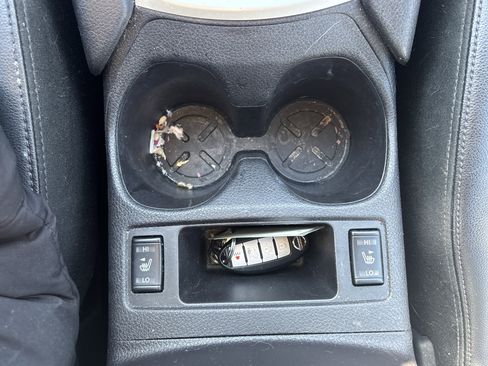 Used 2016 Nissan Rogue SL w/ SL Premium Package image 22