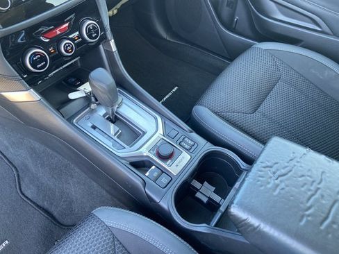 Used 2022 Subaru Forester Premium AWD/4WD image 24