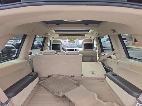 Used 2014 Mercedes-Benz GL 350 BlueTEC 4MATIC image 4