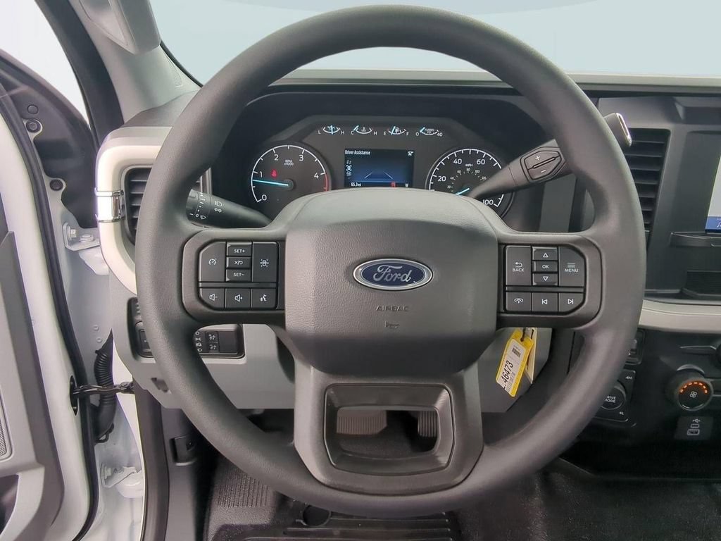 New 2024 Ford F550 4x4 Regular Cab Super Duty image 13