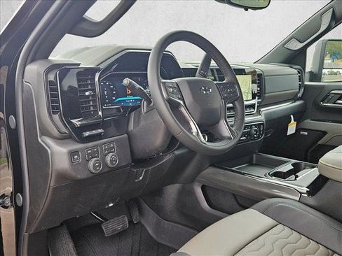 New 2026 Chevrolet Silverado 2500 ZR2 AWD/4WD image 3