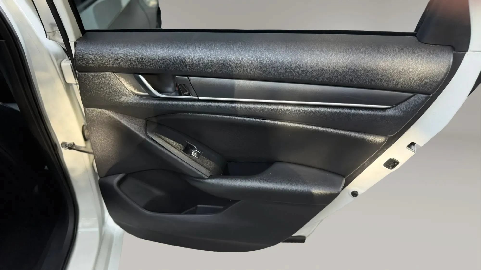 Used 2019 Honda Accord Sport image 12