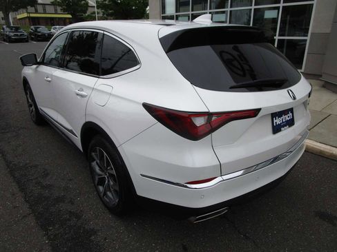 Certified 2023 Acura MDX SH-AWD w/ Technology Package image 7