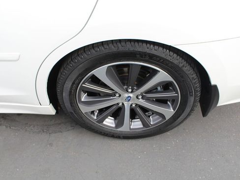 Used 2016 Subaru Legacy 3.6R Limited image 14